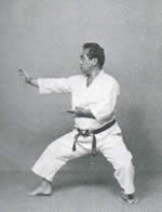 rotazione di 135° a destra<br>Chudan Shuto Uke<br>Ko-Kutsu-Dachi